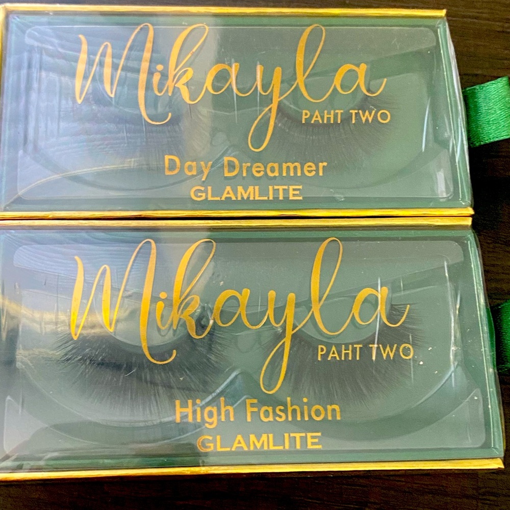 MIKAYLA PAHT TWO EYE LASHE GLAMLITE